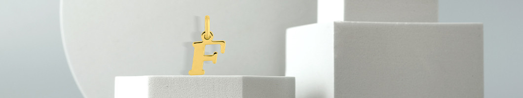 Pendentifs initiales en or, Bijou pendentif lettre alphabet